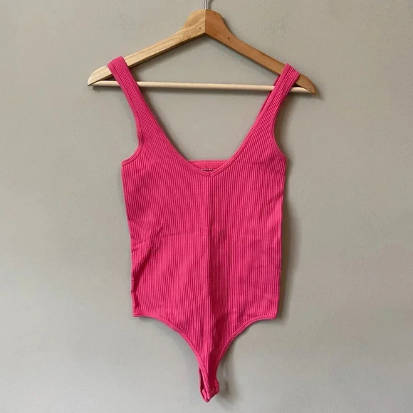NWOT Intimately Free People Women's Size M/L Sleeveless Ribbed Bodysuit Hot Pink - Picture 4 of 14